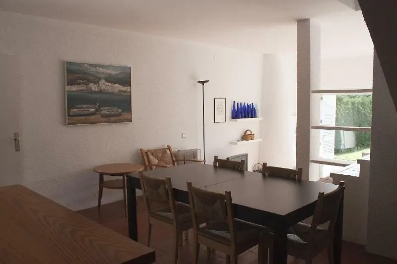 Casa con encanto y jardín amplio en Cadaqués Villa