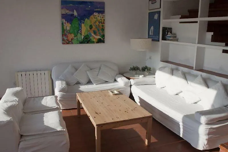 Casa con encanto y jardín amplio en Cadaqués Villa Сasa de vacaciones