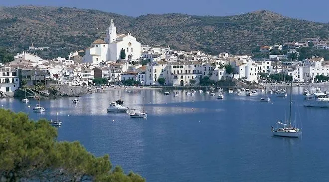 Casa con encanto y jardín amplio en Cadaqués Villa Сasa de vacaciones
